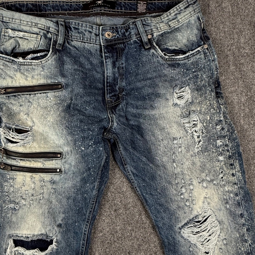 Jordan Craig Distressed Ripped Jeans Acid Wash Zippers Denim Mens 36x30 Meas38"W